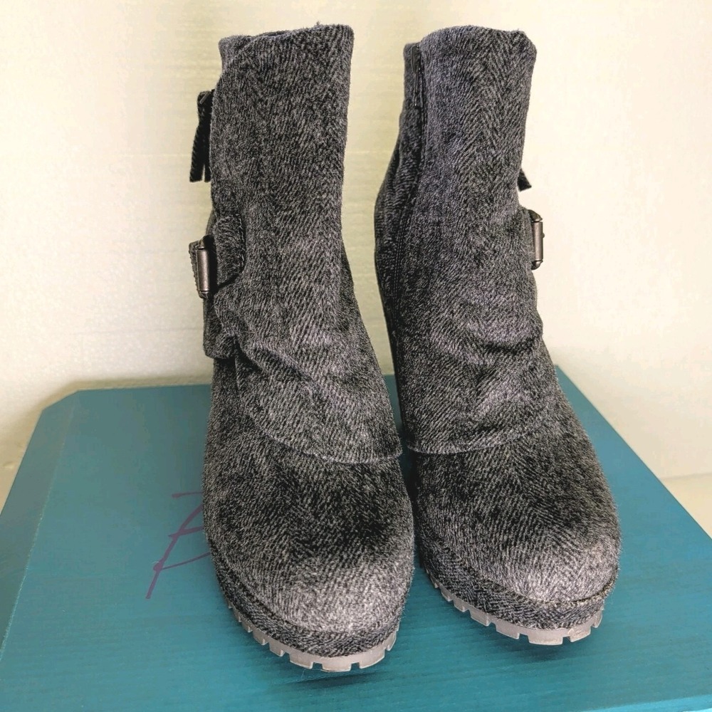 Blowfish Malibu Women's Vilocate Bootie Grey 4" Heel Fashion Boot Size 8.5 EUC - Picture 2 of 10